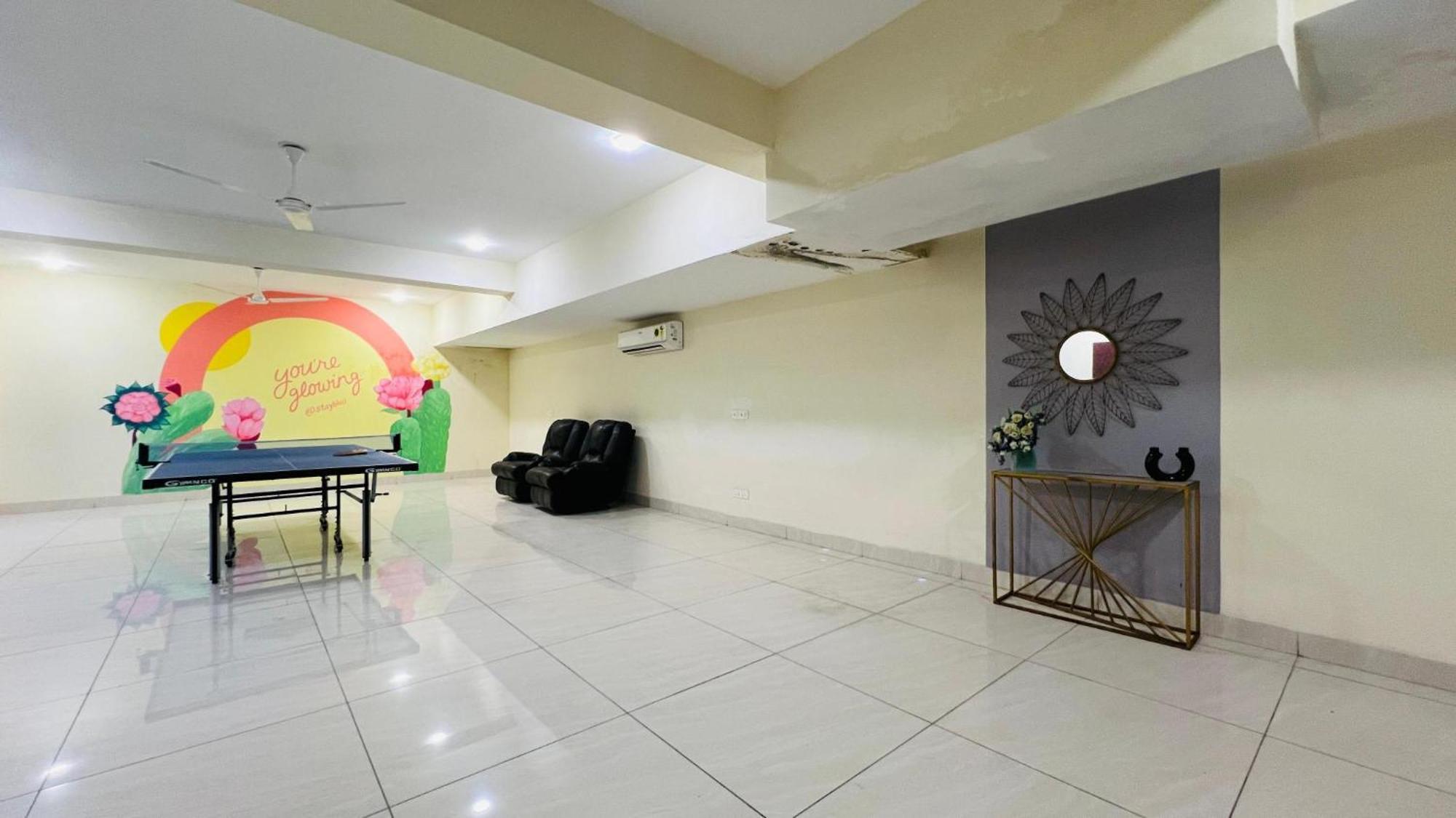 Bluo Studio1 Golf Course Road, Gym, Balcony Garden Gurgaon Ngoại thất bức ảnh